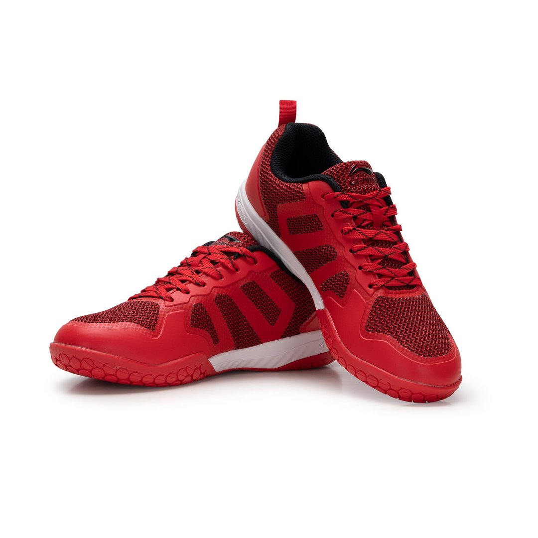 Ultra Max (Red/Black)