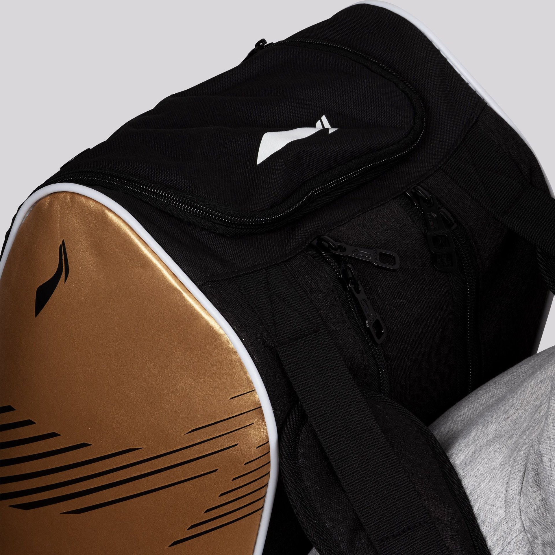 Parallel Badminton Kit Bag - Convenient Zippers